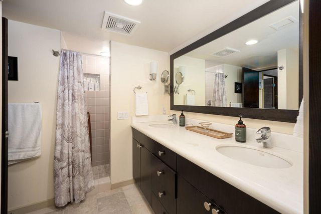 2345 S Cherokee Way 105, Palm Springs, CA 92264