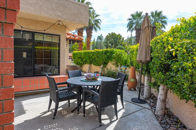 2345 S Cherokee Way 105, Palm Springs, CA 92264