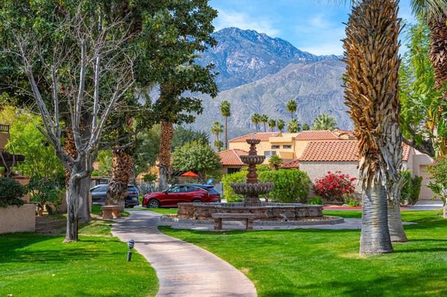 2345 S Cherokee Way 105, Palm Springs, CA 92264