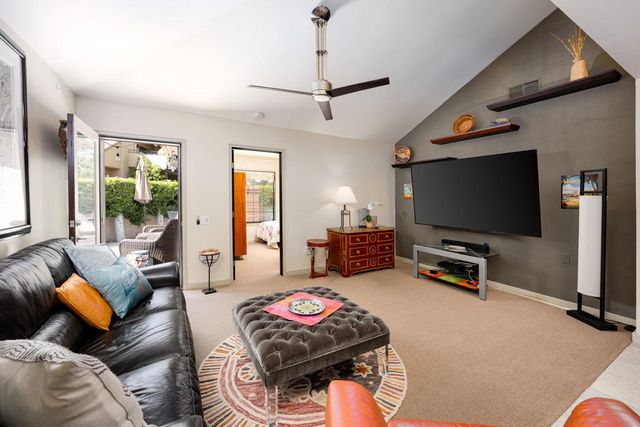 2345 S Cherokee Way 105, Palm Springs, CA 92264