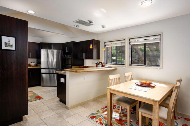 2345 S Cherokee Way 105, Palm Springs, CA 92264