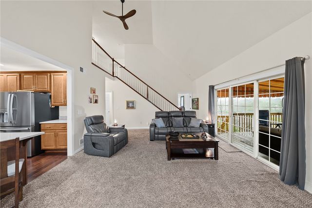3377 Woodwind Dr, Jefferson Hills, PA 15025