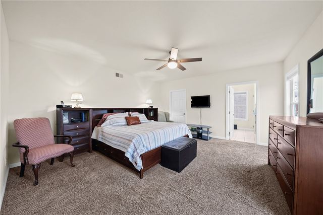 3377 Woodwind Dr, Jefferson Hills, PA 15025