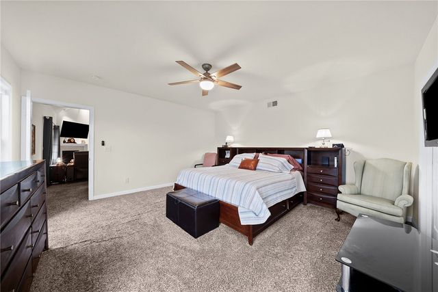 3377 Woodwind Dr, Jefferson Hills, PA 15025