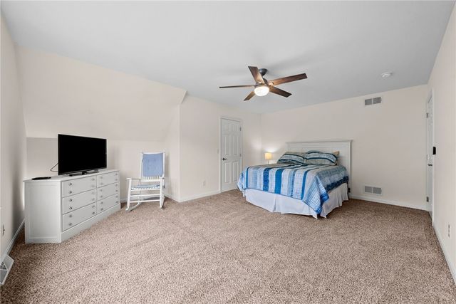 3377 Woodwind Dr, Jefferson Hills, PA 15025