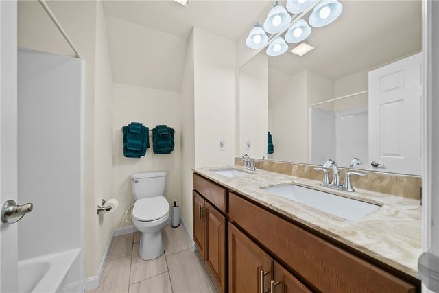 3377 Woodwind Dr, Jefferson Hills, PA 15025