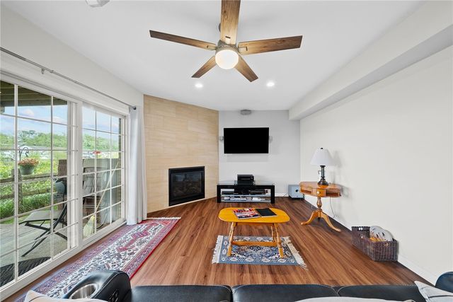 3377 Woodwind Dr, Jefferson Hills, PA 15025