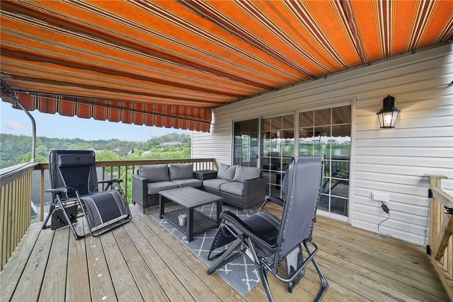 3377 Woodwind Dr, Jefferson Hills, PA 15025