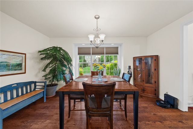 3377 Woodwind Dr, Jefferson Hills, PA 15025