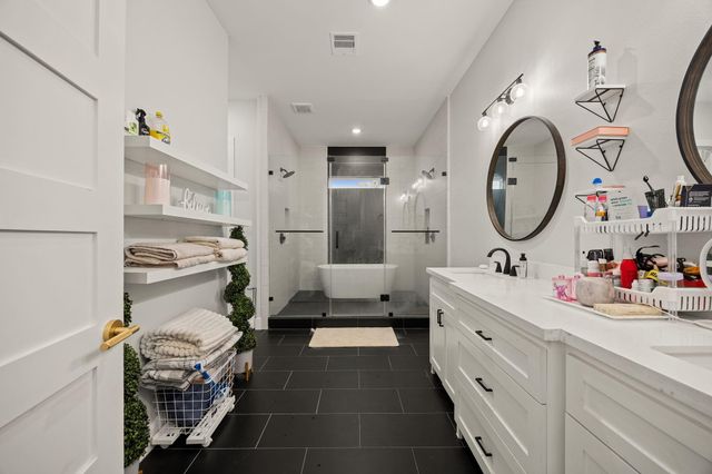 66 Road 66111, Dayton, TX 77535