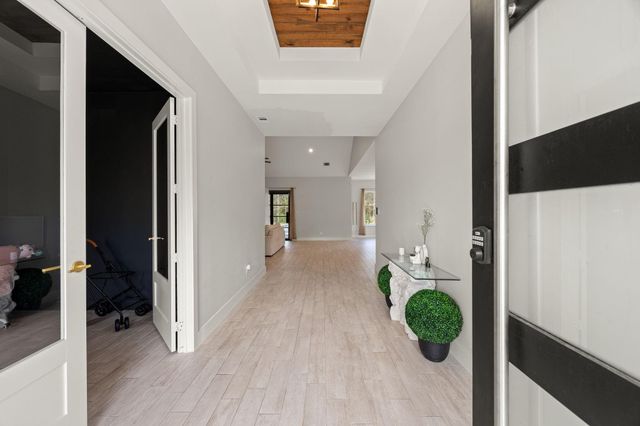 66 Road 66111, Dayton, TX 77535