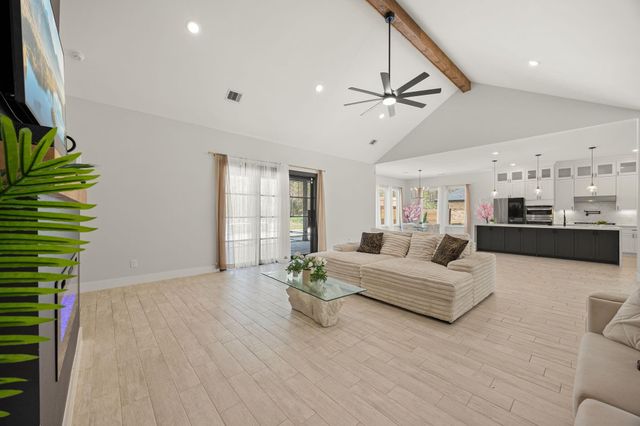 66 Road 66111, Dayton, TX 77535