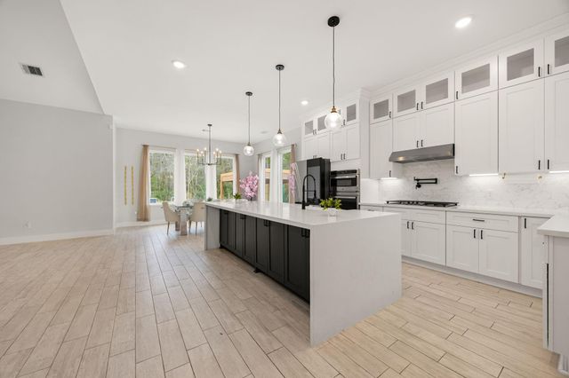 66 Road 66111, Dayton, TX 77535