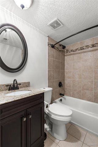 1011 Fairways Drive, Lake St Louis, MO 63367