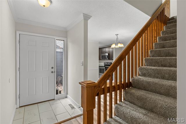 1011 Fairways Drive, Lake St Louis, MO 63367