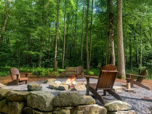 LT 128 Twisted Oak Road, Talking Rock, GA 30175