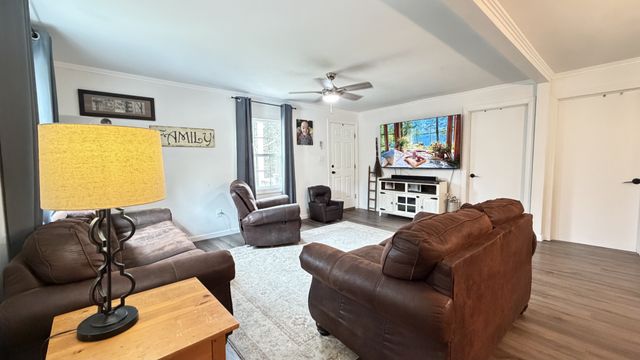 313 Ben Myers Ln, Gainesboro, TN 38562
