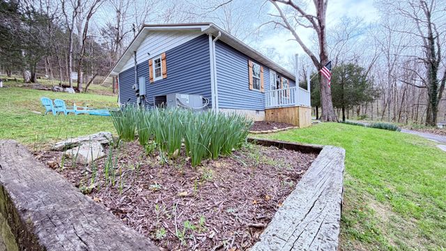313 Ben Myers Ln, Gainesboro, TN 38562