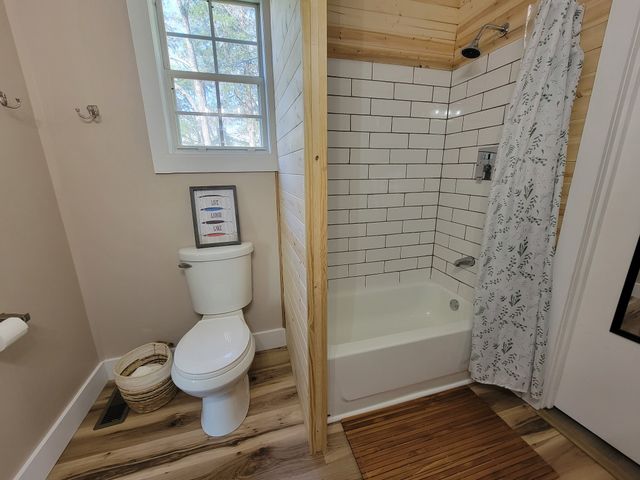 313 Ben Myers Ln, Gainesboro, TN 38562