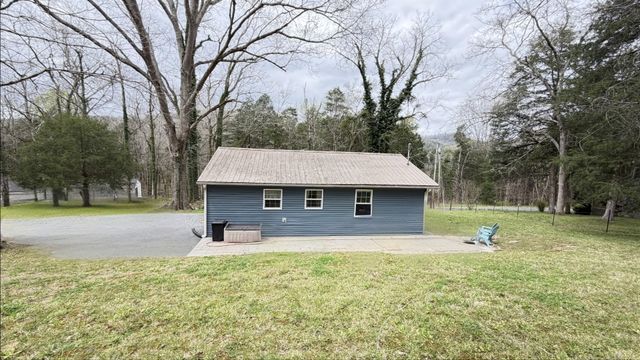 313 Ben Myers Ln, Gainesboro, TN 38562