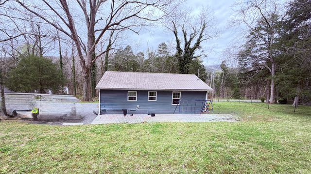 313 Ben Myers Ln, Gainesboro, TN 38562