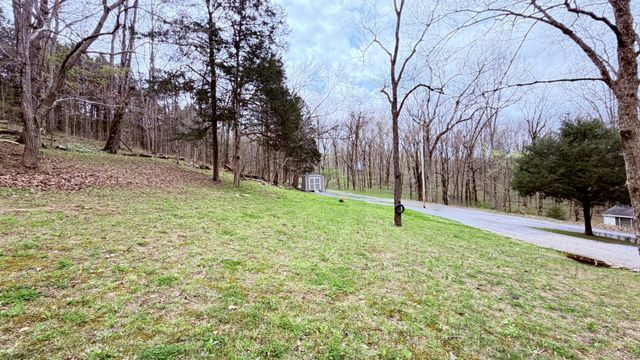 313 Ben Myers Ln, Gainesboro, TN 38562