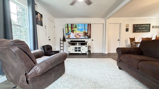 313 Ben Myers Ln, Gainesboro, TN 38562