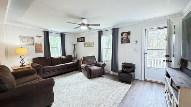 313 Ben Myers Ln, Gainesboro, TN 38562