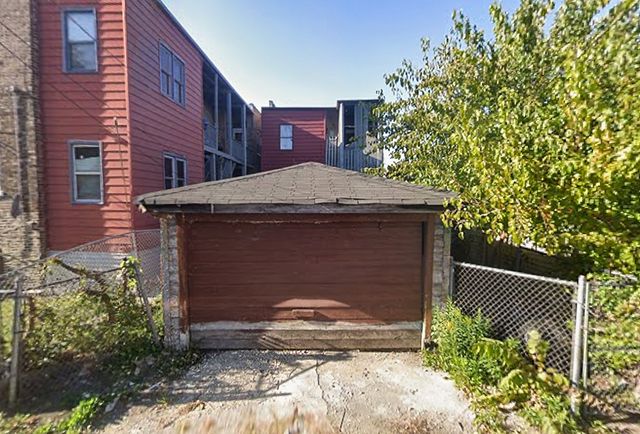 2821 E 77th Place, Chicago, IL 60649