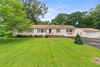7708 Walnut Cir, Quinton, VA 23141