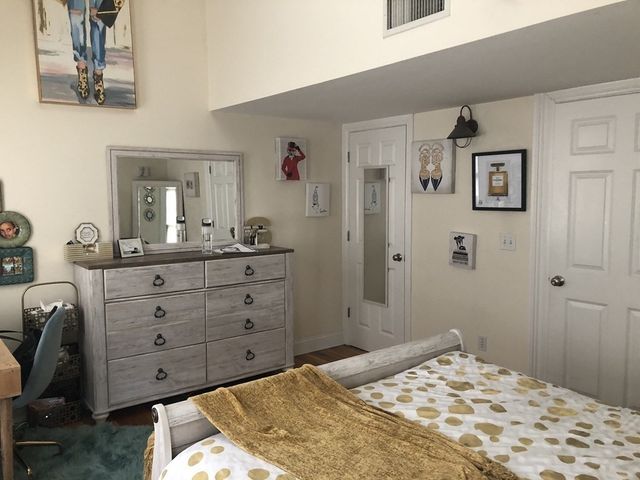 247 River Street 2, Cambridge, MA 02139