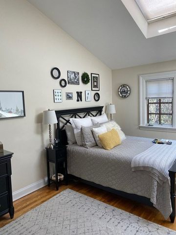 247 River Street 2, Cambridge, MA 02139