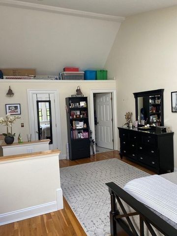 247 River Street 2, Cambridge, MA 02139