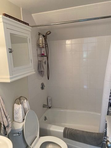 247 River Street 2, Cambridge, MA 02139