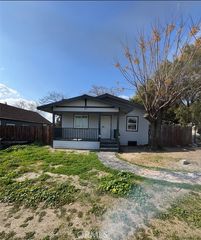 57 S 3rd, Banning, CA 92220