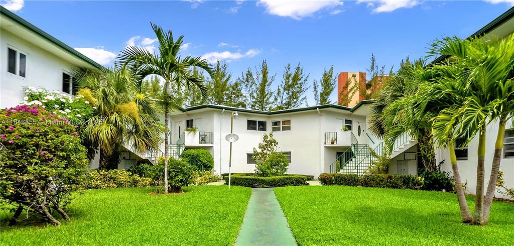 18760 NE 18th Ave 235, Miami, FL 33179