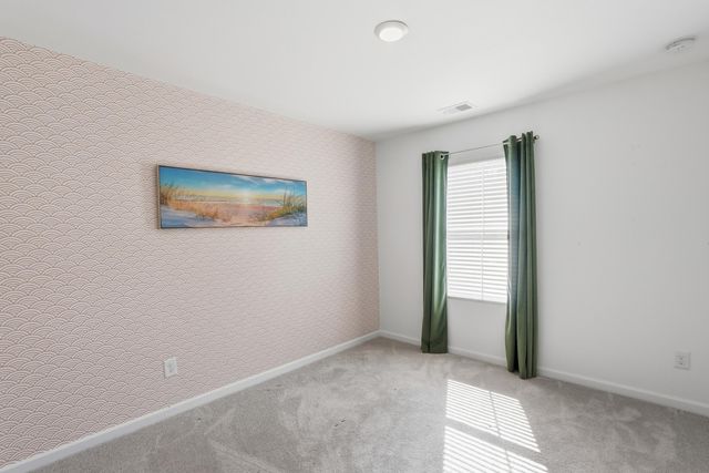 4005 E Associate Drive, North Charleston, SC 29418