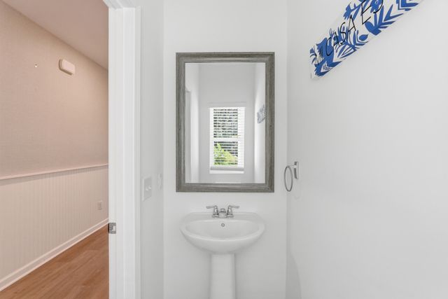 4005 E Associate Drive, North Charleston, SC 29418