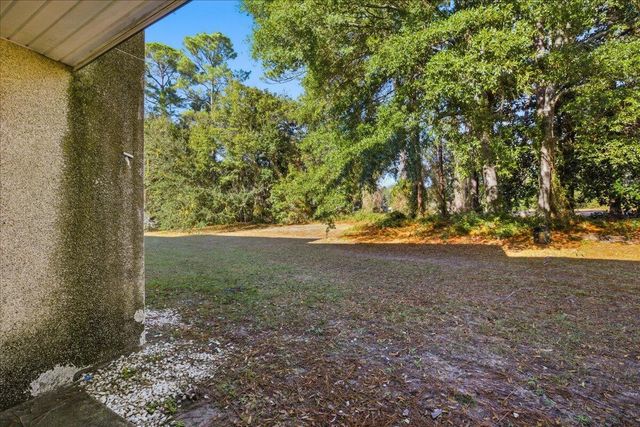 1940 Bluewater Bay Boulevard 3, Niceville, FL 32578