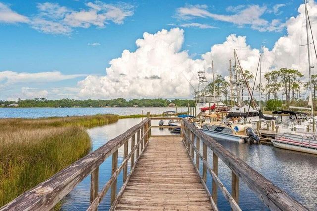 1940 Bluewater Bay Boulevard 3, Niceville, FL 32578