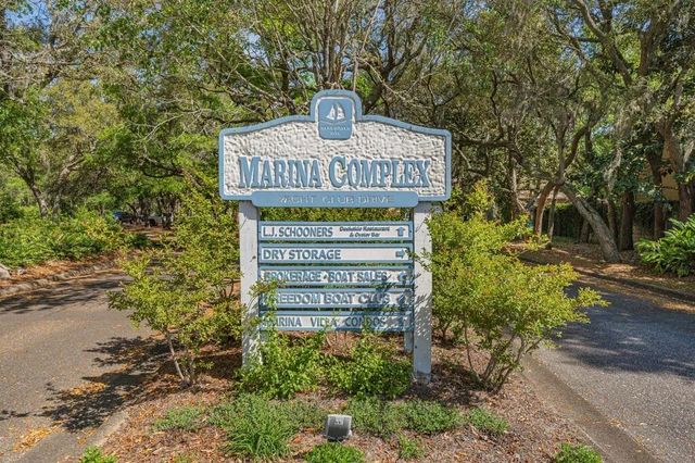 1940 Bluewater Bay Boulevard 3, Niceville, FL 32578