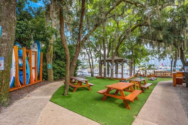 1940 Bluewater Bay Boulevard 3, Niceville, FL 32578