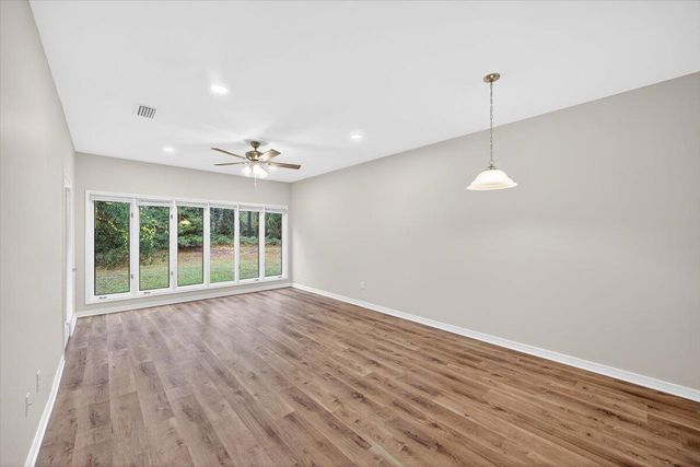 1940 Bluewater Bay Boulevard 3, Niceville, FL 32578