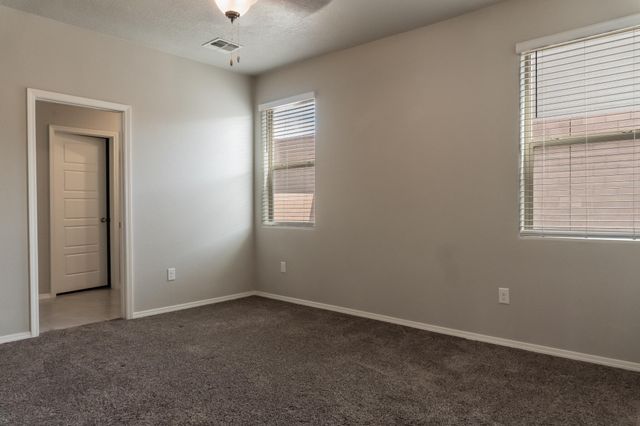 4856 Kings Peak Road NE, Rio Rancho, NM 87144