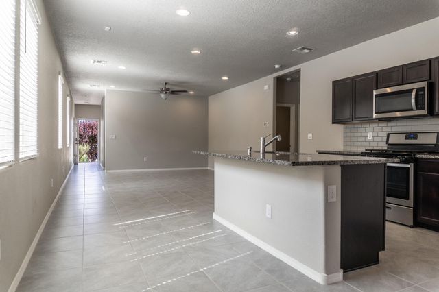 4856 Kings Peak Road NE, Rio Rancho, NM 87144