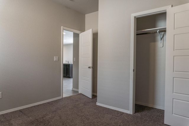 4856 Kings Peak Road NE, Rio Rancho, NM 87144