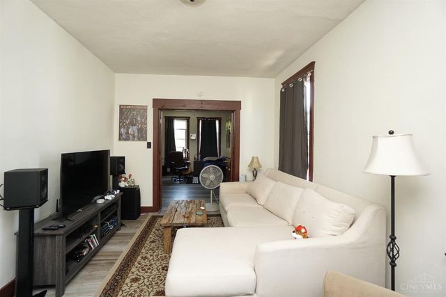 2382 Ravine Street, Cincinnati, OH 45219