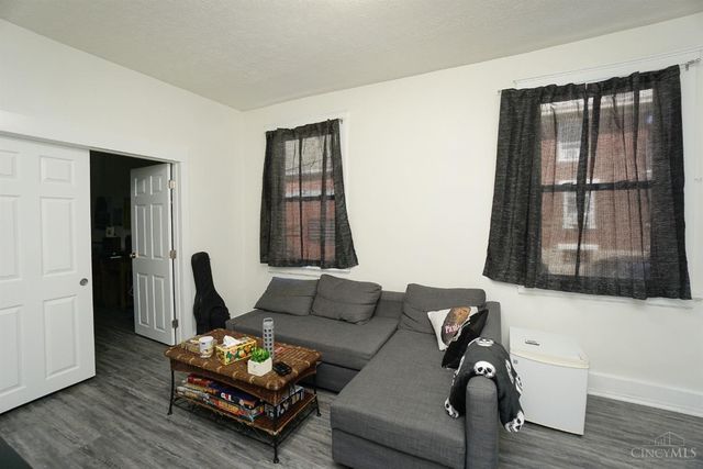 2382 Ravine Street, Cincinnati, OH 45219