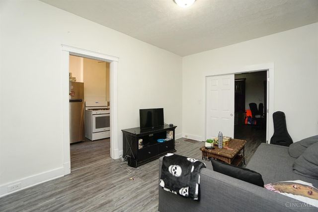 2382 Ravine Street, Cincinnati, OH 45219