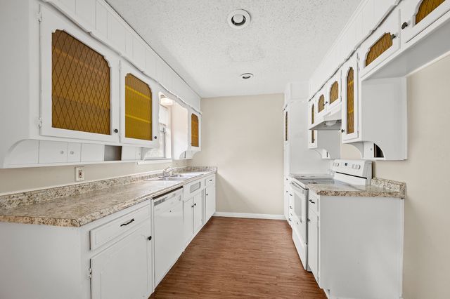 6624 Vega Drive, Fort Worth, TX 76133